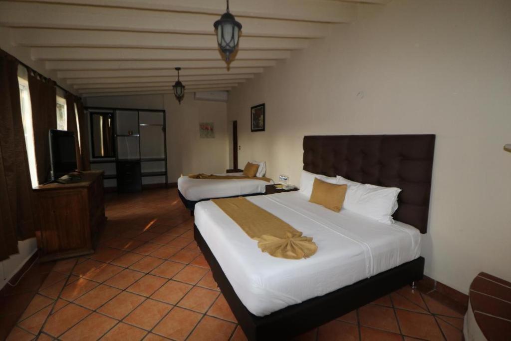Casa Maria Emilia Hotel Cuernavaca Exterior photo
